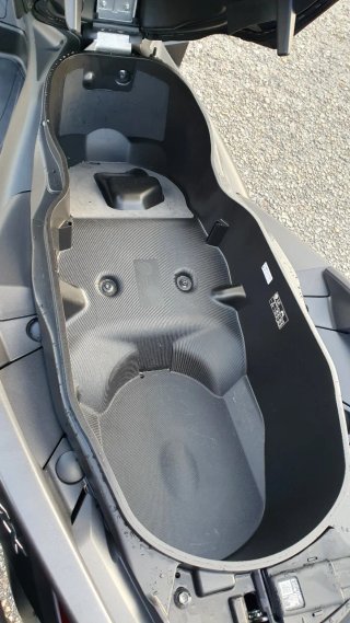 Yamaha Xmax 125 gris