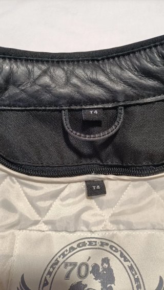 Chaqueta de cuero Segura Negra