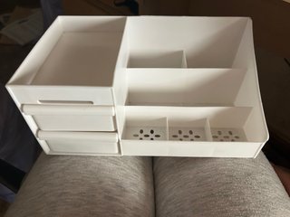 Organizador de escritorio con cajones