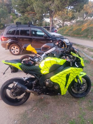 Honda CBR 1000RR Fireblade 2010 Negra