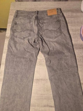 Pantalón Jack & Jones gris