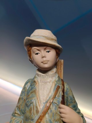 figura ceramica levantina cazador con perro 23 cm
