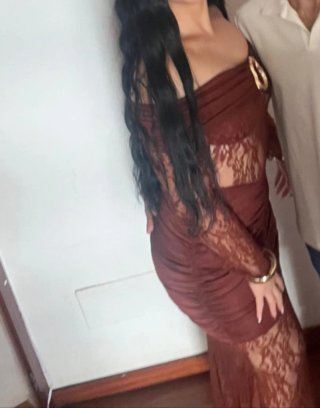 Vestido marrón de encaje