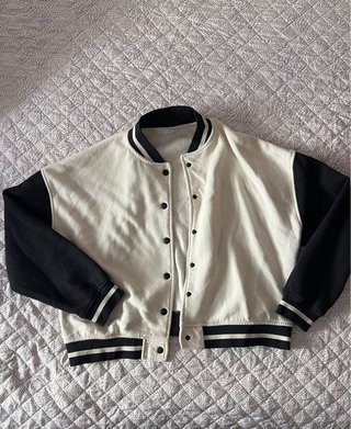 Cazadora Bomber Ligera Pull&Bear