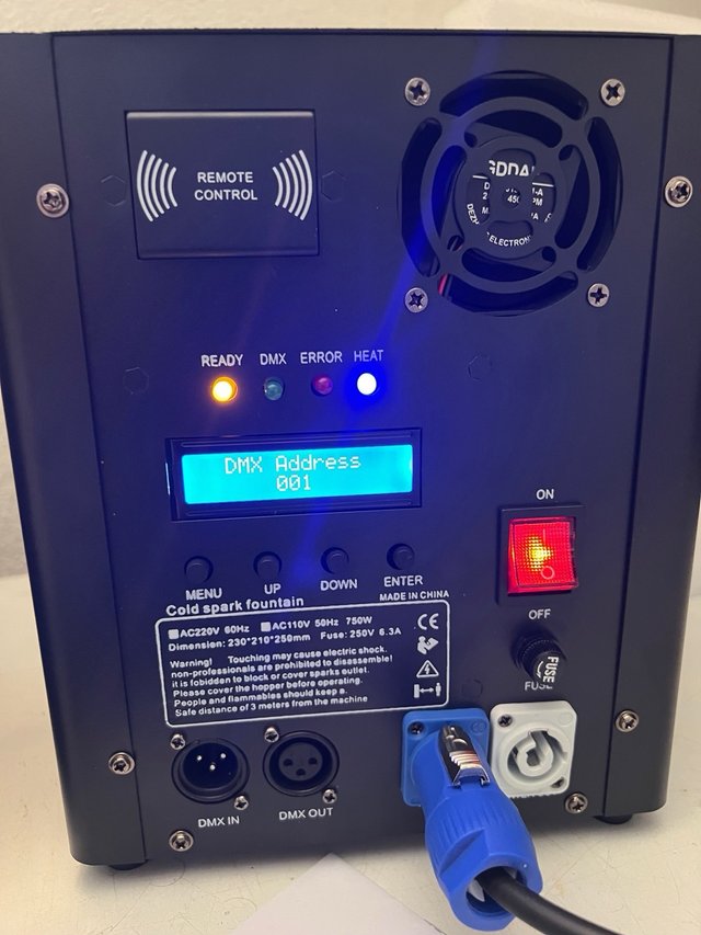 x2 MAQUINAS DE CHISPA FRÍA 750W DJ EFECTOS FX