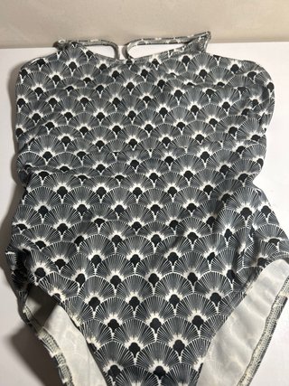 Bañador estampado abanicos Talla 11-12 años