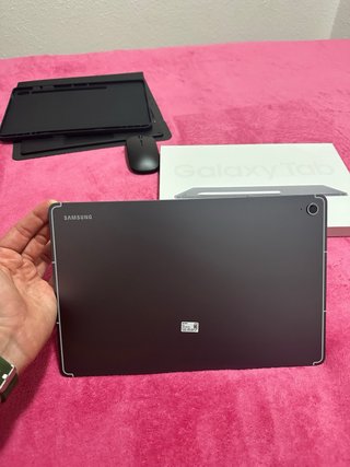 Samsung Galaxy Tab S10 FE+ Negra