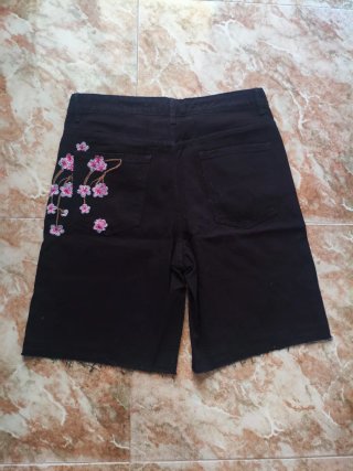 Bermudas vaqueras bordadas flores Talla M y L