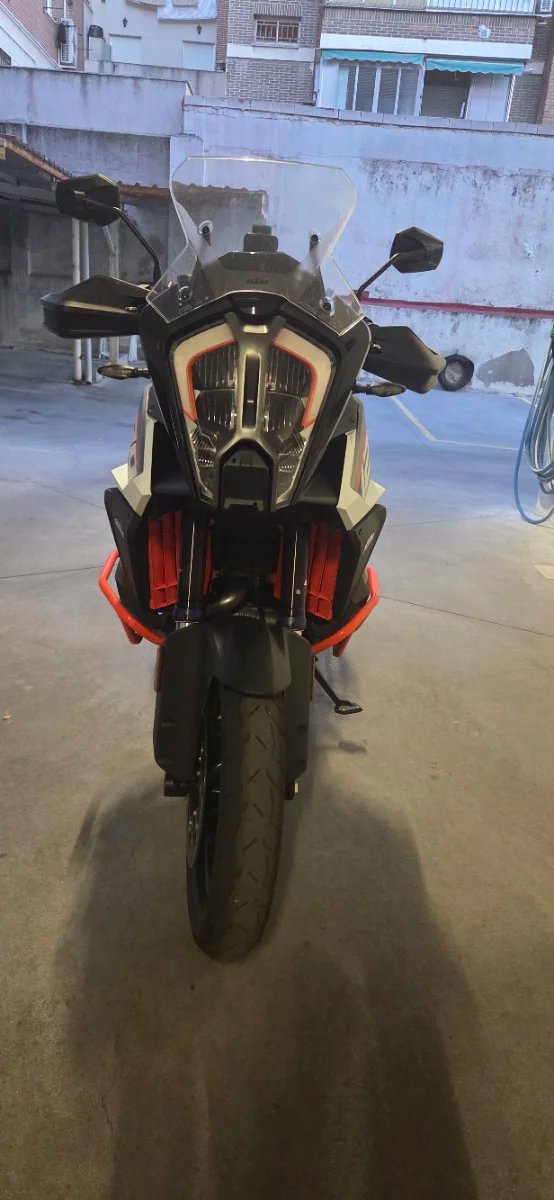 KTM 1290 Super Adventure S Blanca