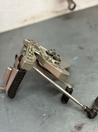 Estribera Izquierda Kawasaki Z750