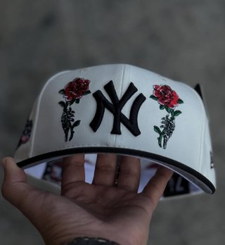 Gorra New Era Yankees Diseño Rosa