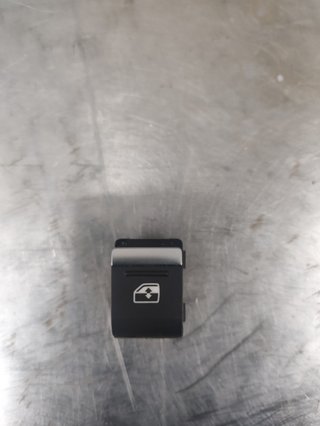 Mando elevalunas tras der audi 4k0959855 q3 1583