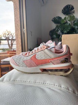 Zapatillas Nike Beige y Rosa