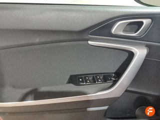 Kia Ceed 1.0 T-GDi 88kW (120CV) Concept