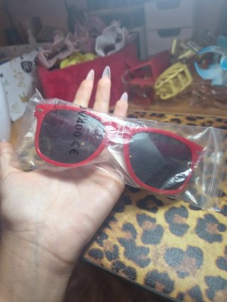 Gafas de sol rojas