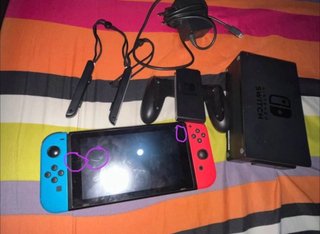 Nintendo Switch Azul y Rojo