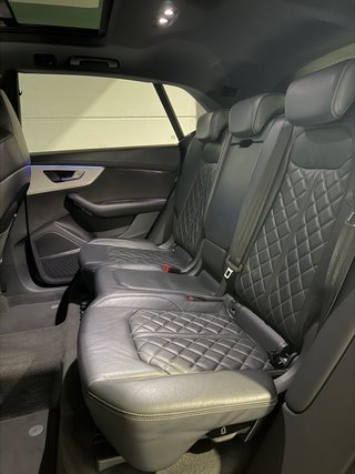 Audi Q8 50 TDI 286cv Sline