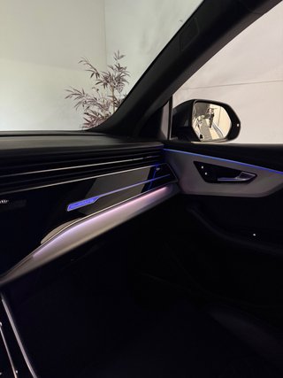 Audi Q8 50 TDI 286cv Sline