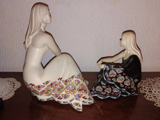 2 Figuras Nadal "Serena" y "Descanso" Valiente