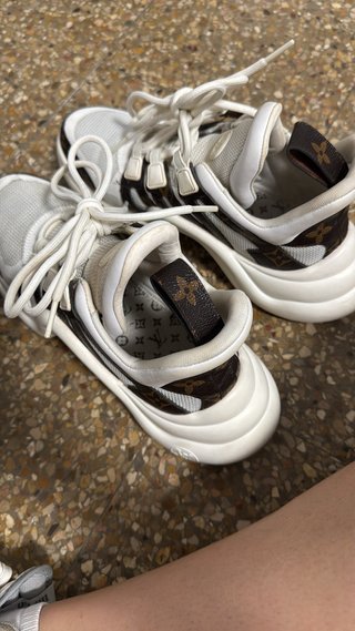 Zapatillas Louis Vuitton Marrón/Blanco