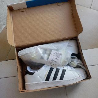 Adidas Superstar