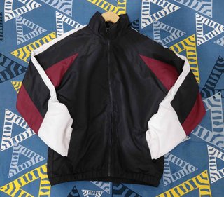 Casaca Nike Negra y Blanca