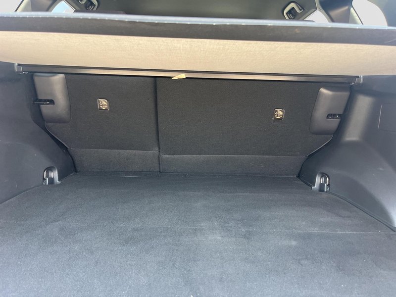 Toyota RAV4 2021, foto 10