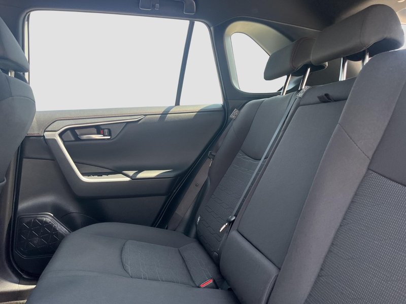 Toyota RAV4 2021, foto 11