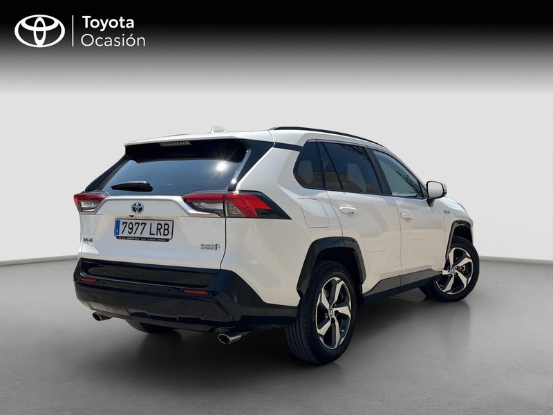 Toyota RAV4 2021, foto 18