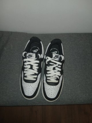 Nike Court Vision Zapatillas Negras y Blancas