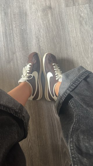 Nike Cortez Marrones y Blancas