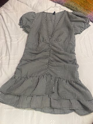 Vestido corto cuadros blanco y negro