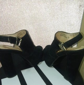 Sandalias y Zapatos Negros Tacón T36