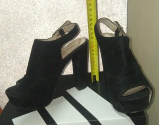 Sandalias y Zapatos Negros Tacón T36