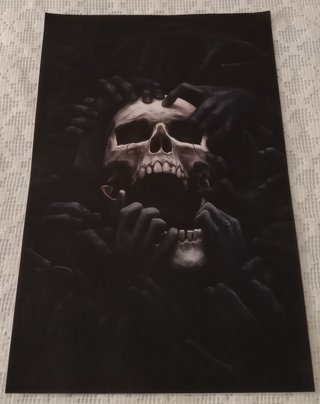 Póster Lienzo Calavera Manos Negras