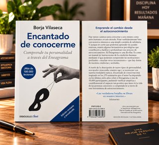 Encantado de conocerme / Pleased to Meet Me