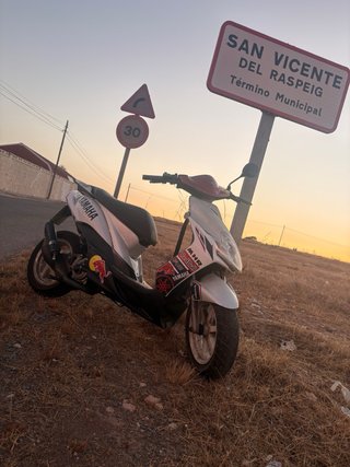 Yamaha Jog RR (cambio por moto de marchas)