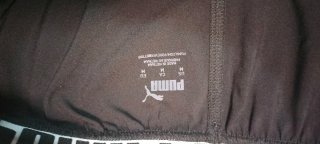 Pantalón corto deportivo Puma mujer negro.
