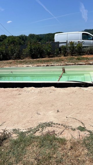 Piscina de poliéster 7x3
