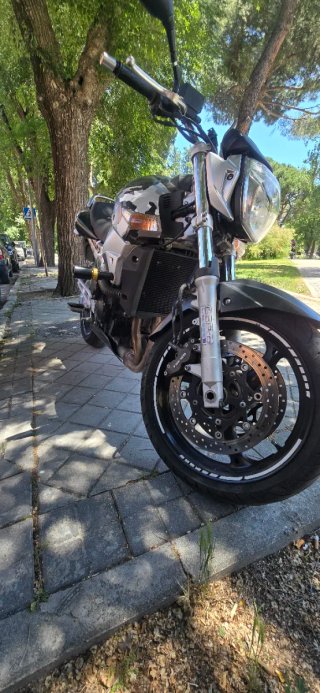 Suzuki GSR 600 Naked