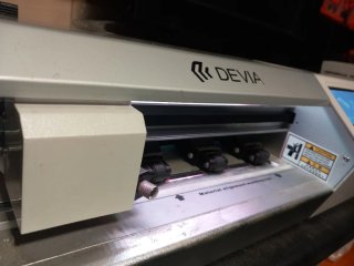 Plotter Corte Hidrogel DEVIA Membrane Cutter