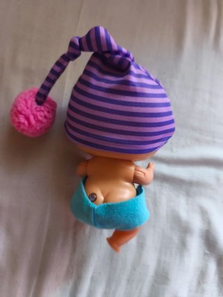 Bellie Sleepy Guzzz original de Famosa