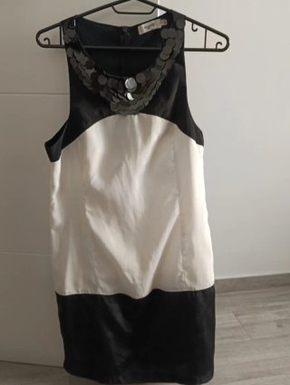 Vestido Negro y Blanco Talla 42(pero talla como 38