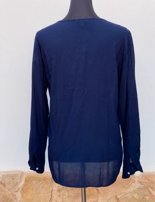 Blusa GAP azul manga larga
