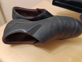 Zapatos de piel negros Clarks mujer