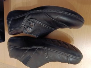 Zapatos de piel negros Clarks mujer