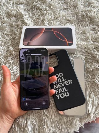 iPhone 16 Pro Max Dorado 256GB