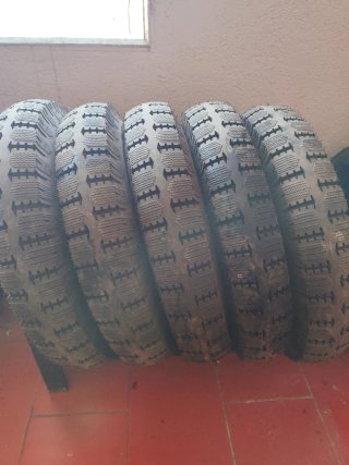 5 Neumáticos Michelin Superconfort 17S.