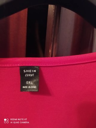 Vestido rojo manga acampanada