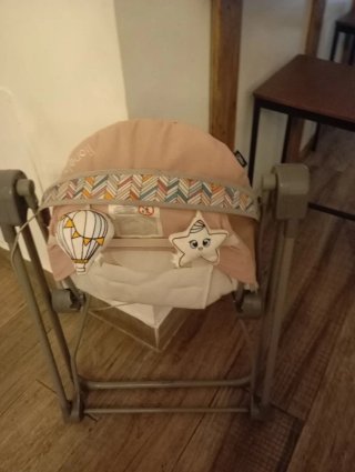 Mecedora eléctrica para bebé